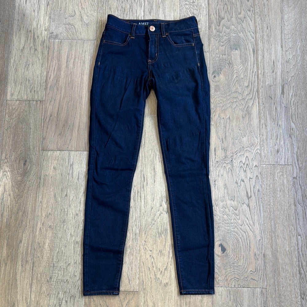 EUC American Eagle Outfitters High Rise Jeggings Jeans Super Stretch Size 00